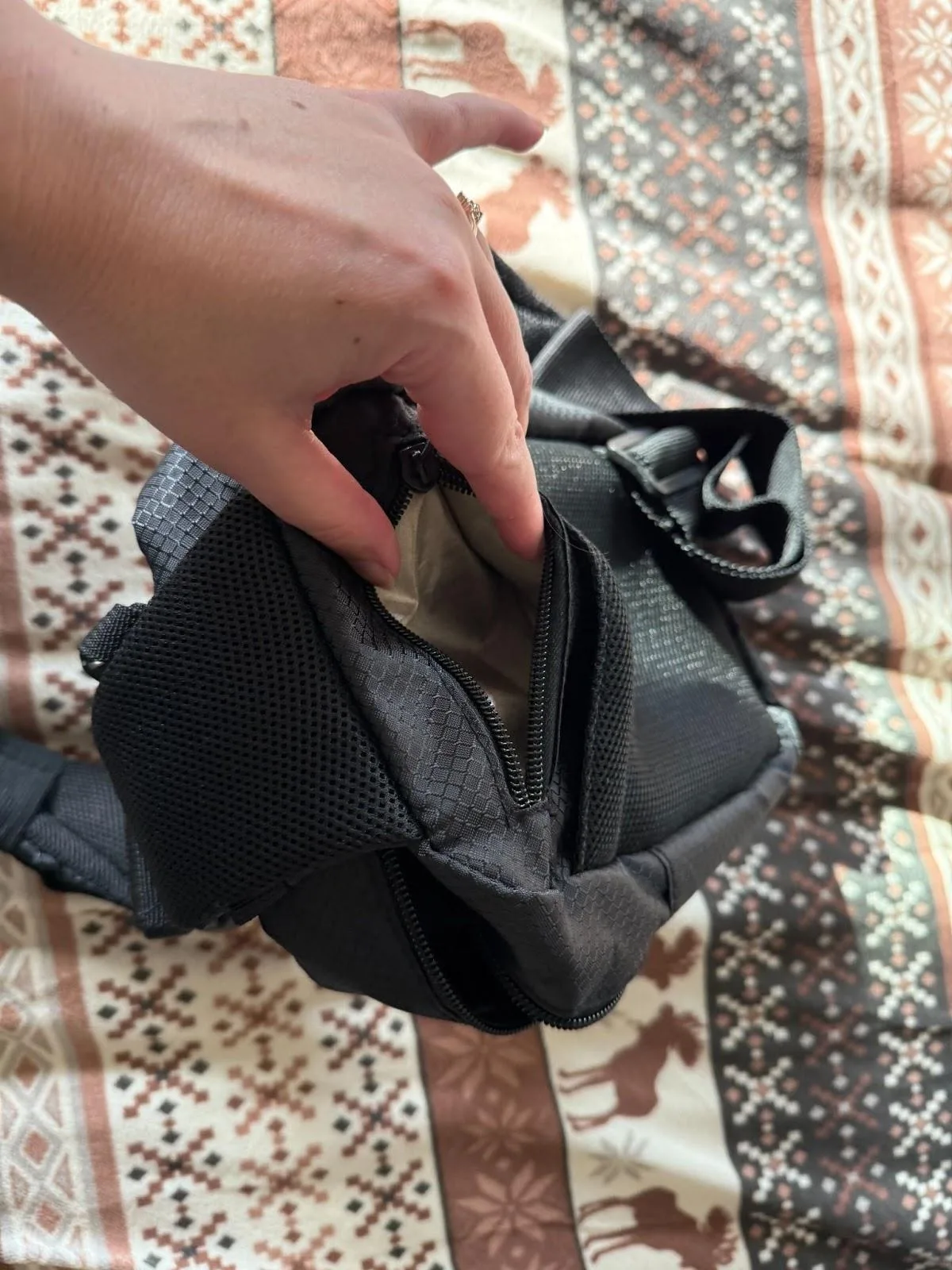 Cabeau On the Go Sling Pack Hidden RFID-Lined Pocket