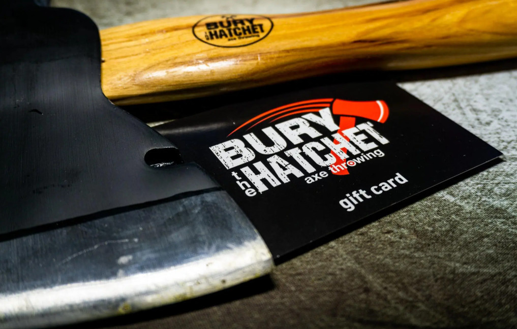 bury hatchet