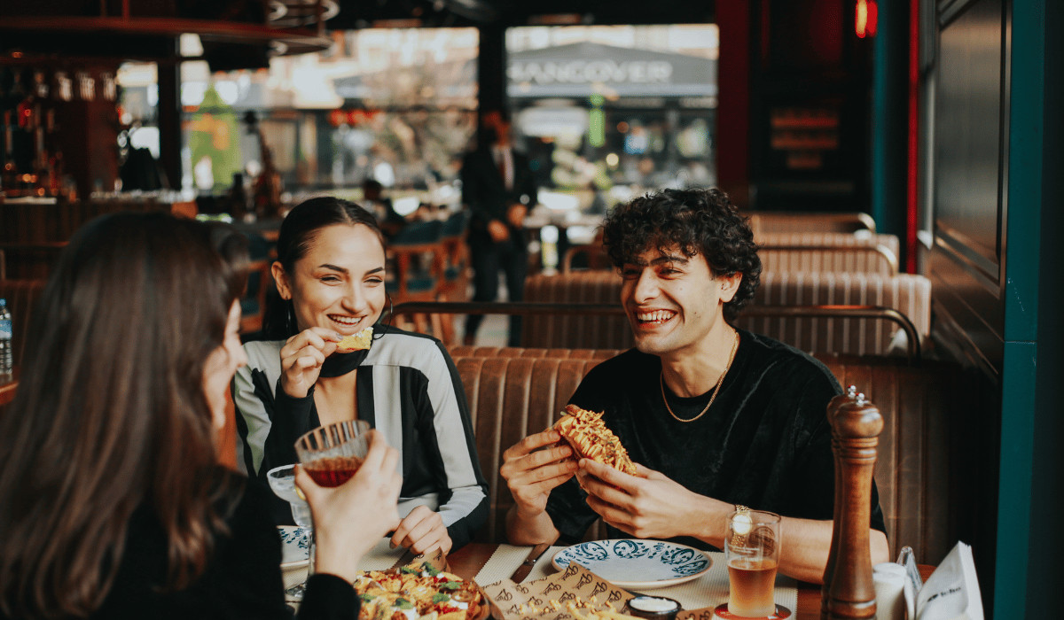 friends enjoying food